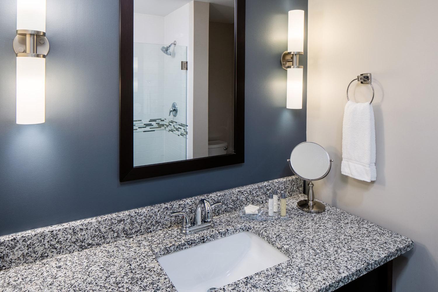 Hotel State And Conference Center 4*